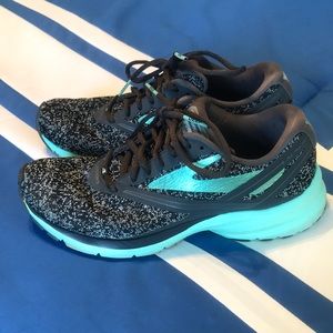 Brooks Launch 4 Mint Running Shoes